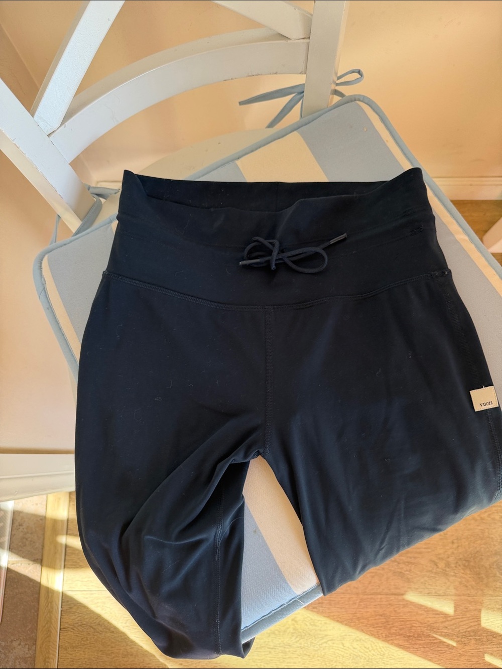 Vuori Daily Legging Navy  Drawstring Waist - Picture 6 of 6